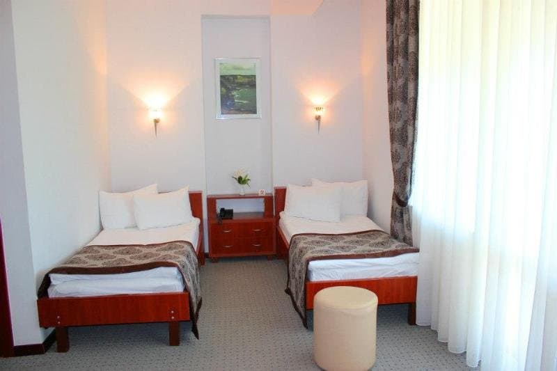 Cruise Hotel