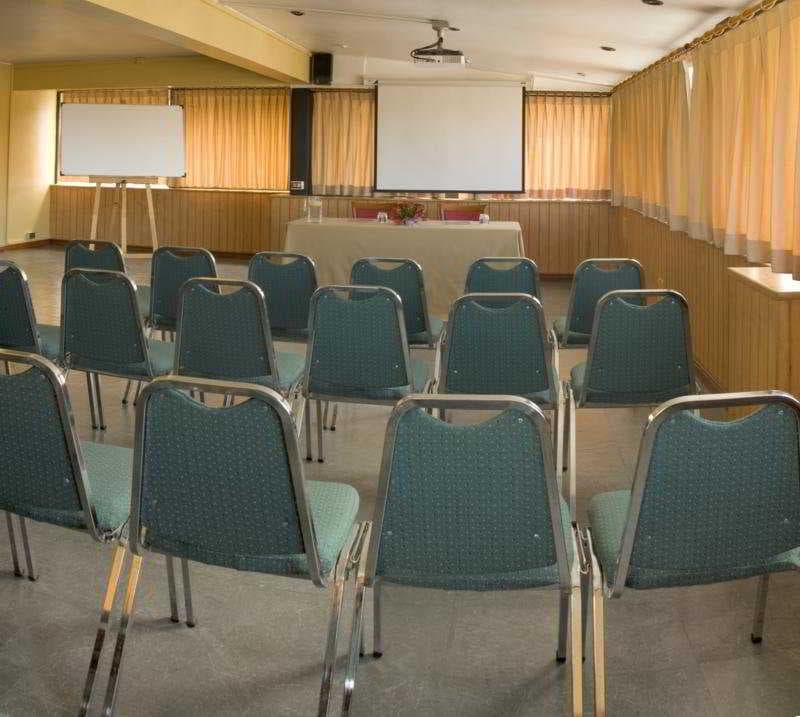 Don Luis, Conferences