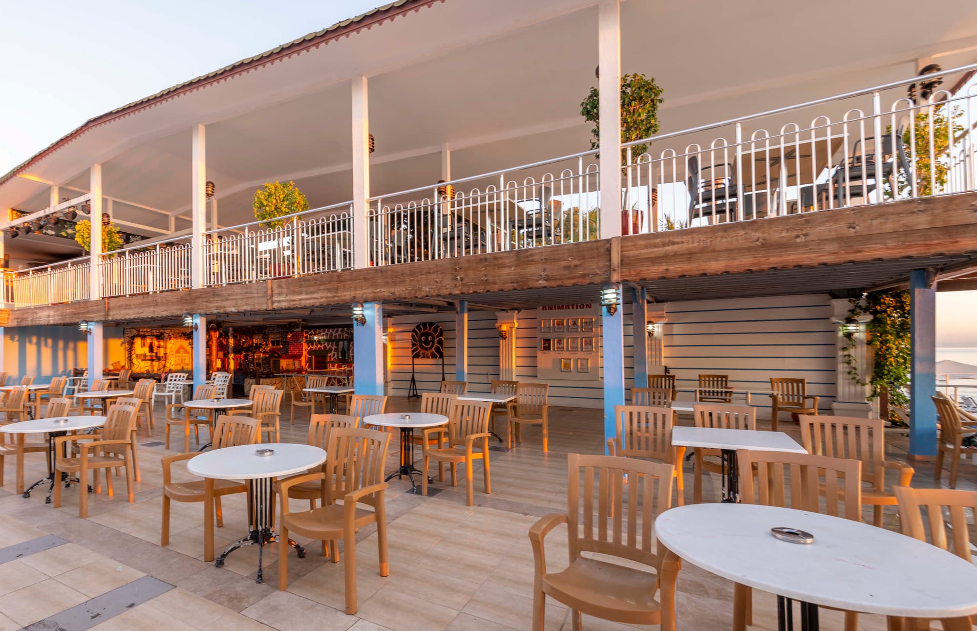 Armas Beach Hotel