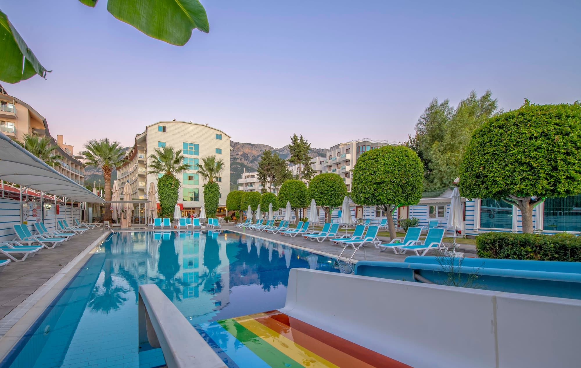 Armas Beach Hotel