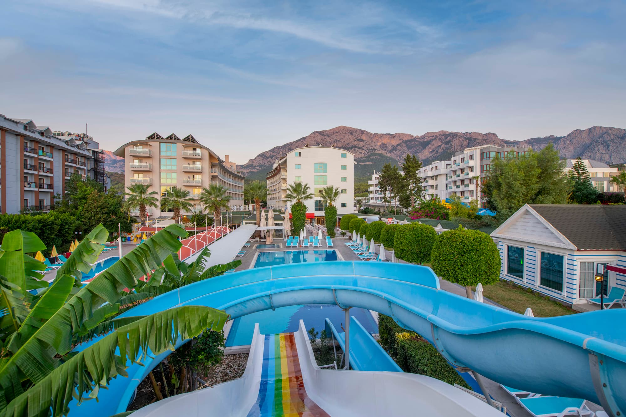 Armas Beach Hotel