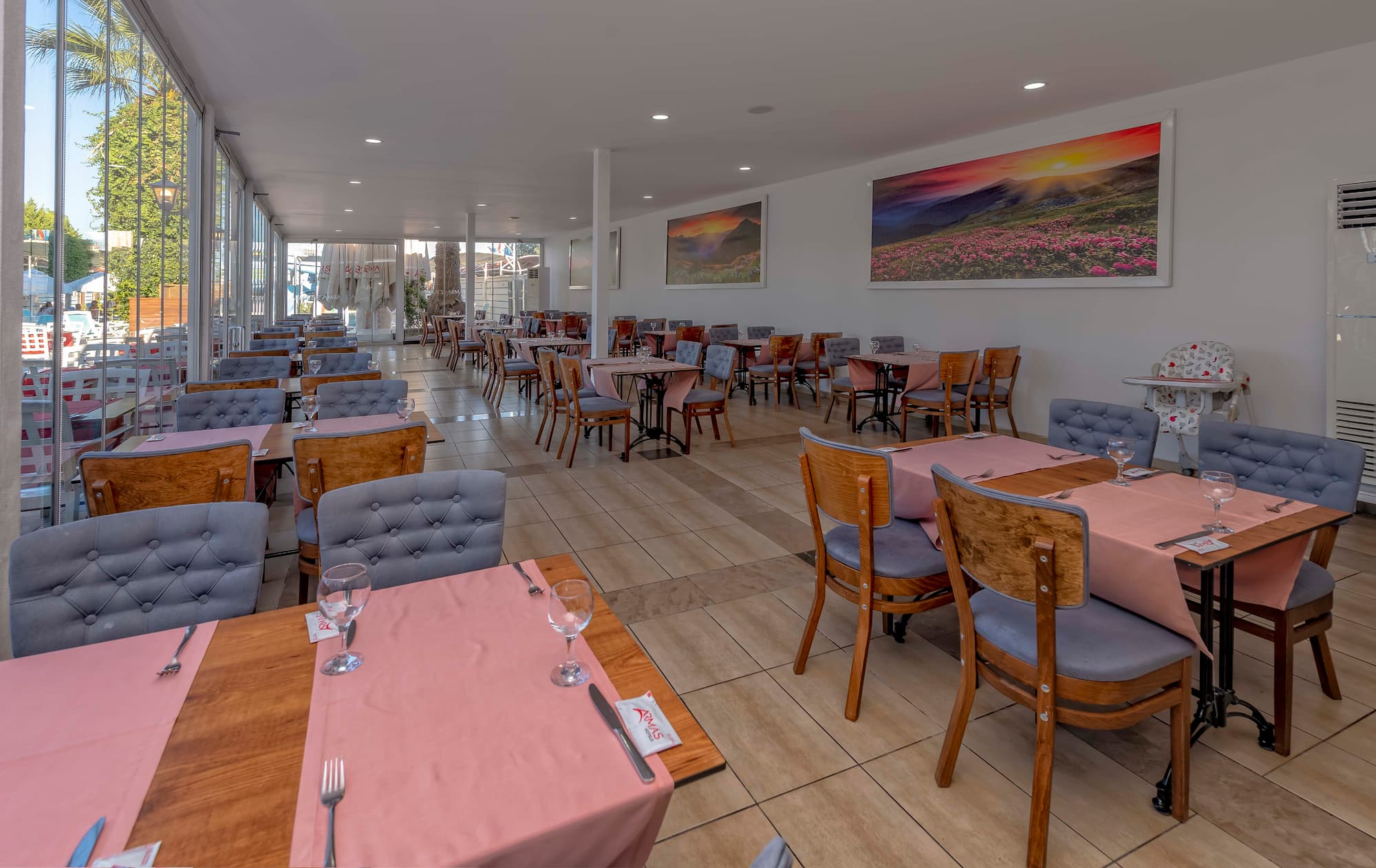 Armas Beach Hotel