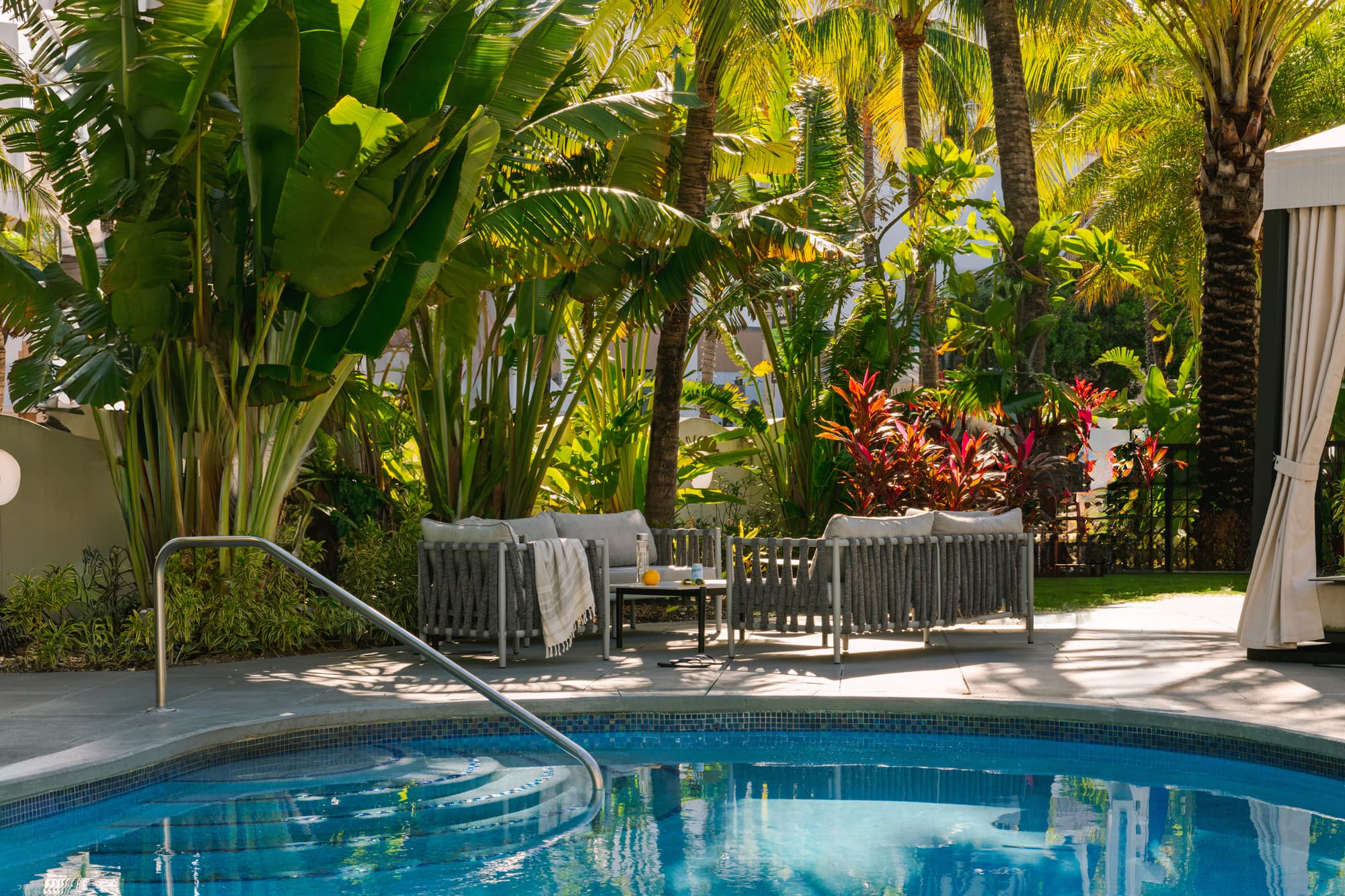 Kenmore Village Hotel, South Beach