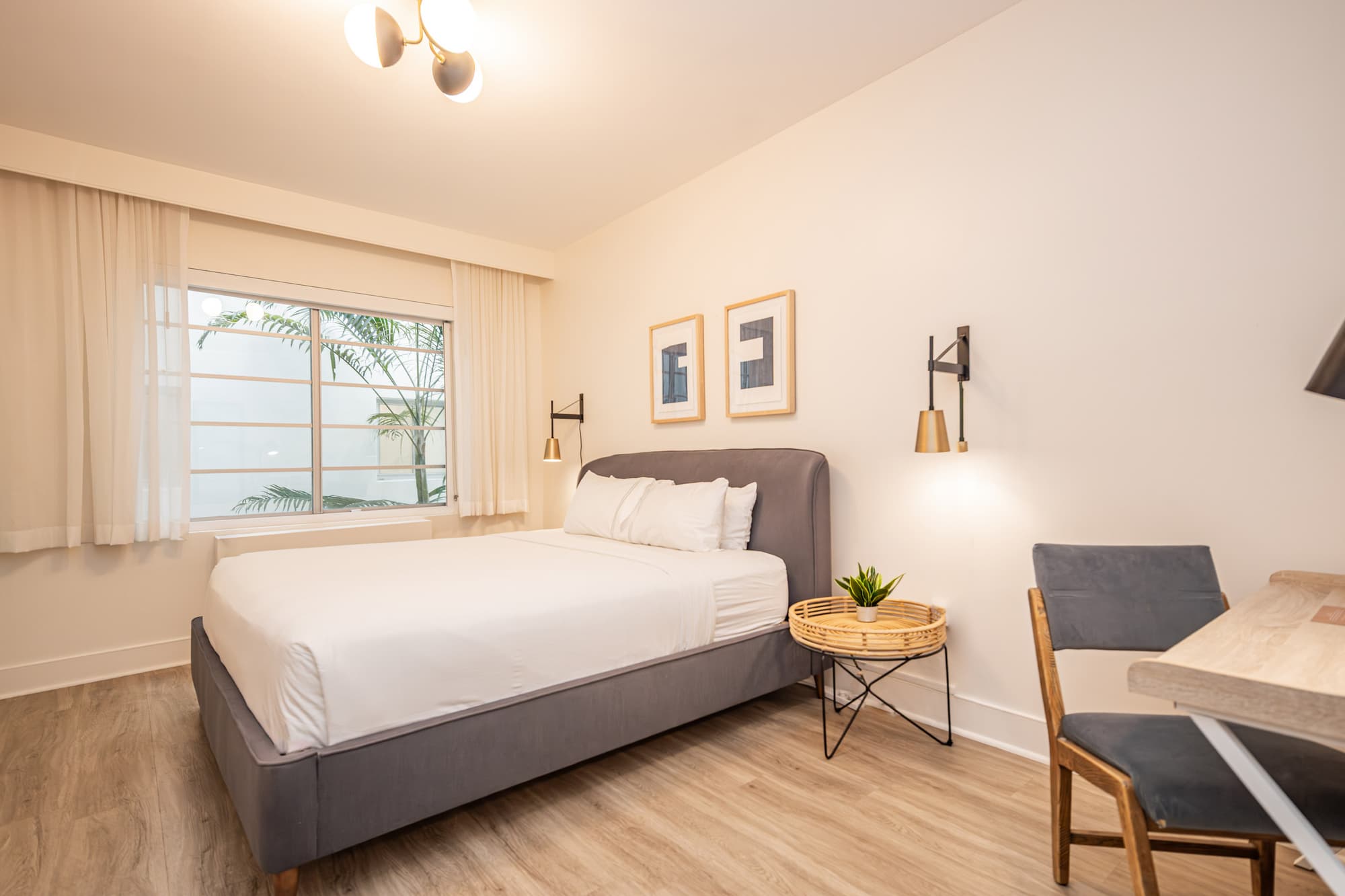 Kenmore Village Hotel, South Beach