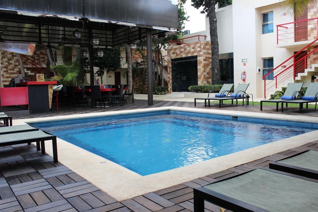 Grand City Hotel 
