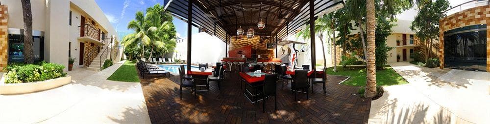 Grand City Hotel 