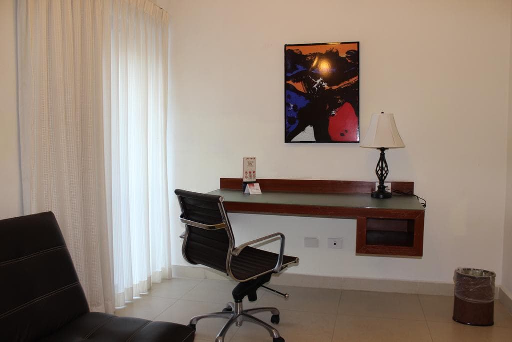 Grand City Hotel 