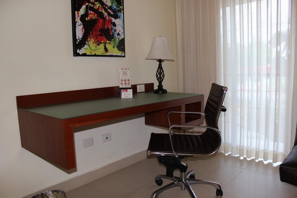 Grand City Hotel 