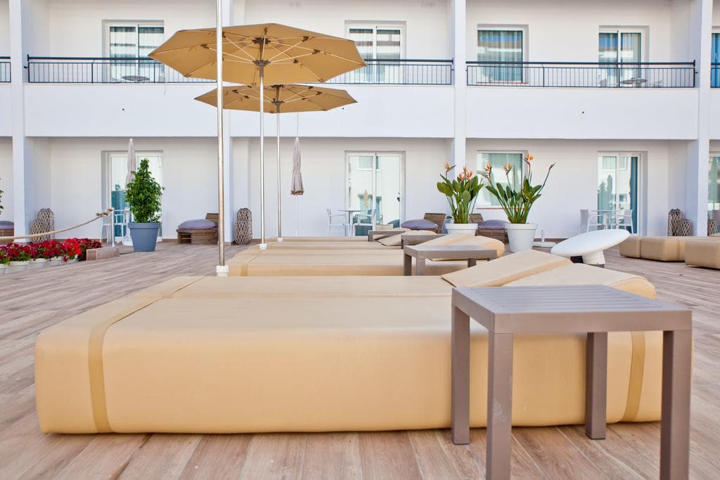 Hotel Pineda Splash - 30º Hotels, Terrace