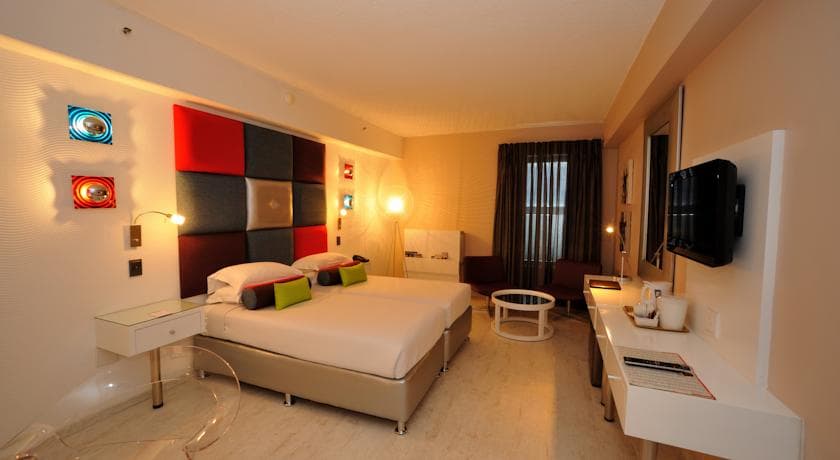 Peermont Metcourt Suites at Emperors Palace