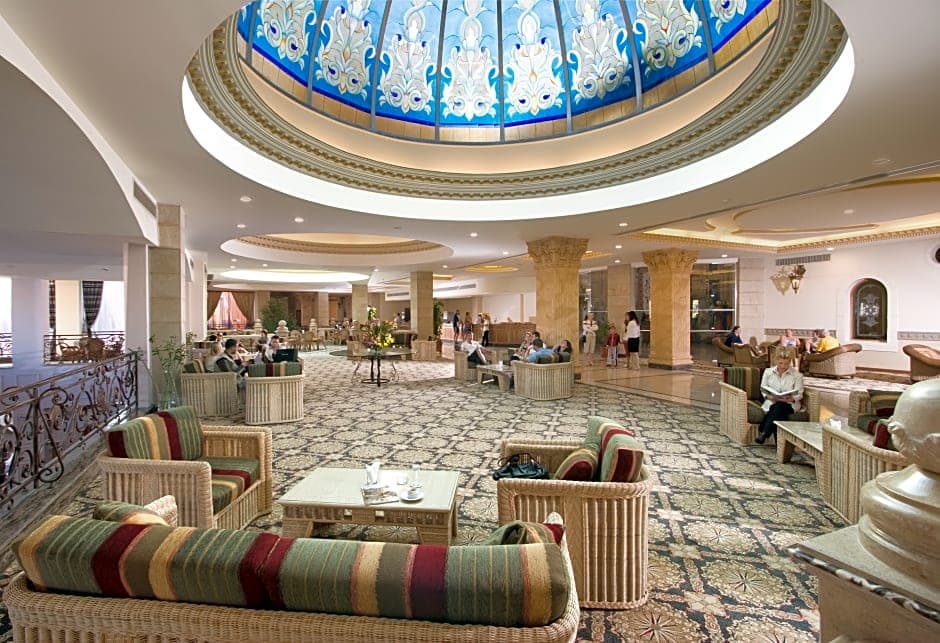 Titanic Palace