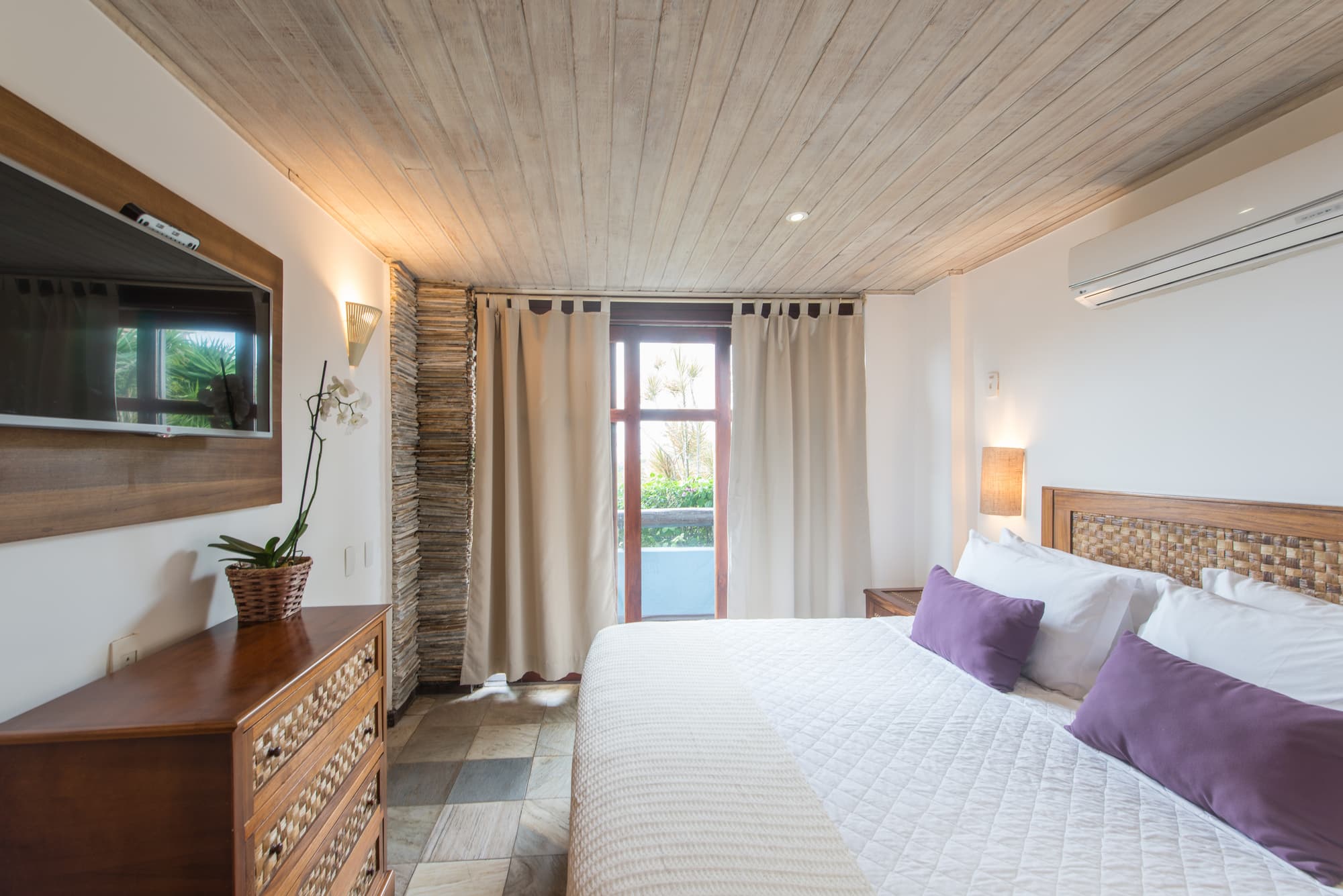 La Pedrera Small Hotel & Spa