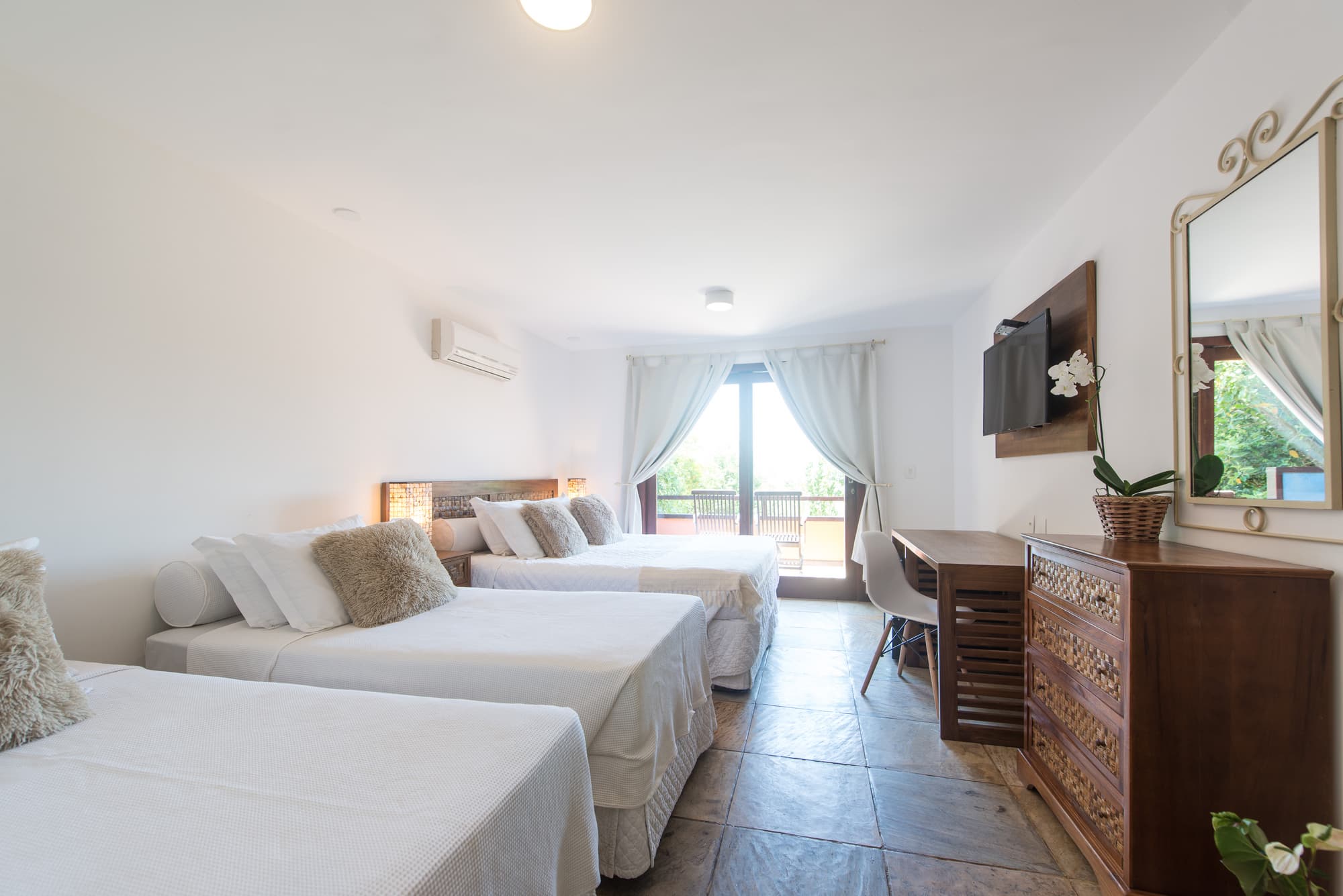 La Pedrera Small Hotel & Spa