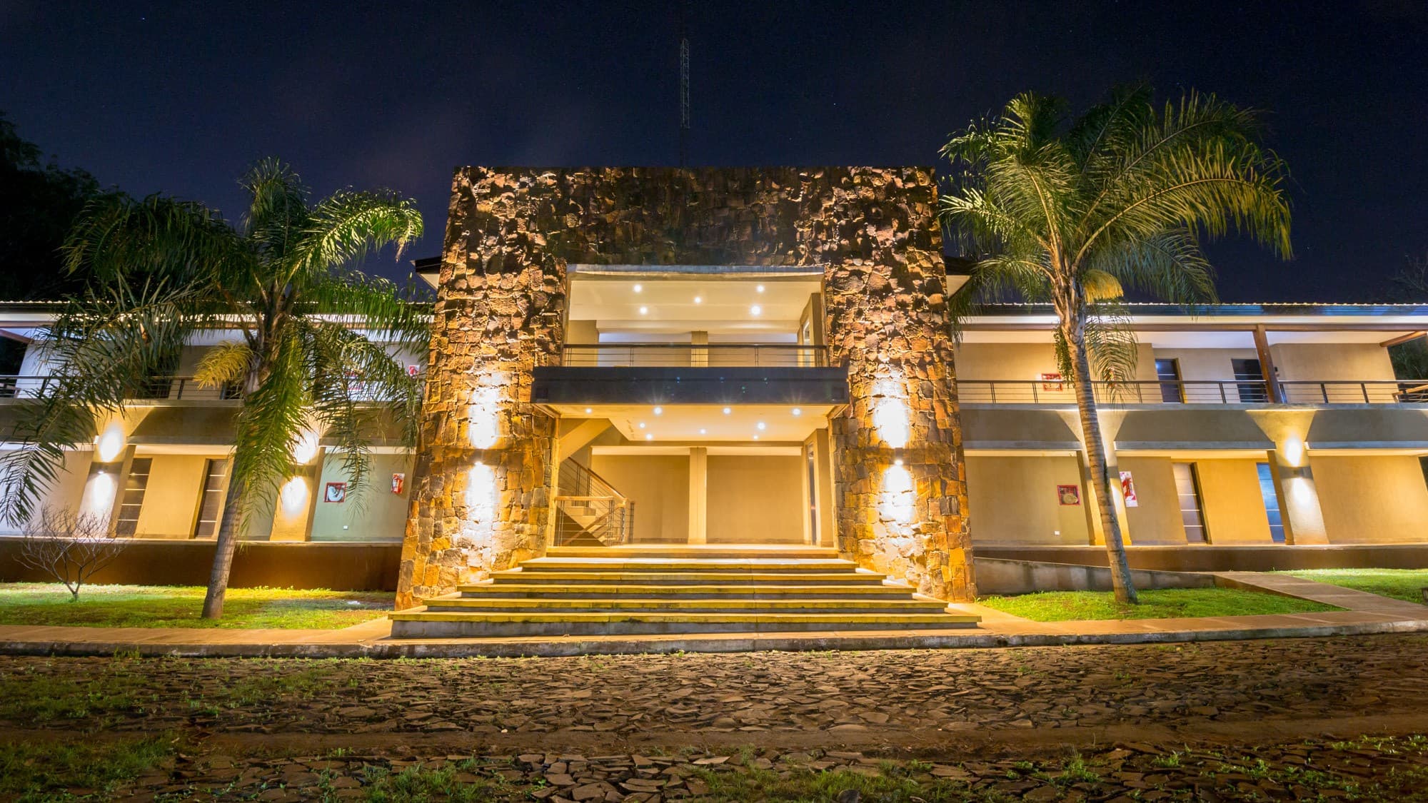 Pirayu Hotel & Resort
