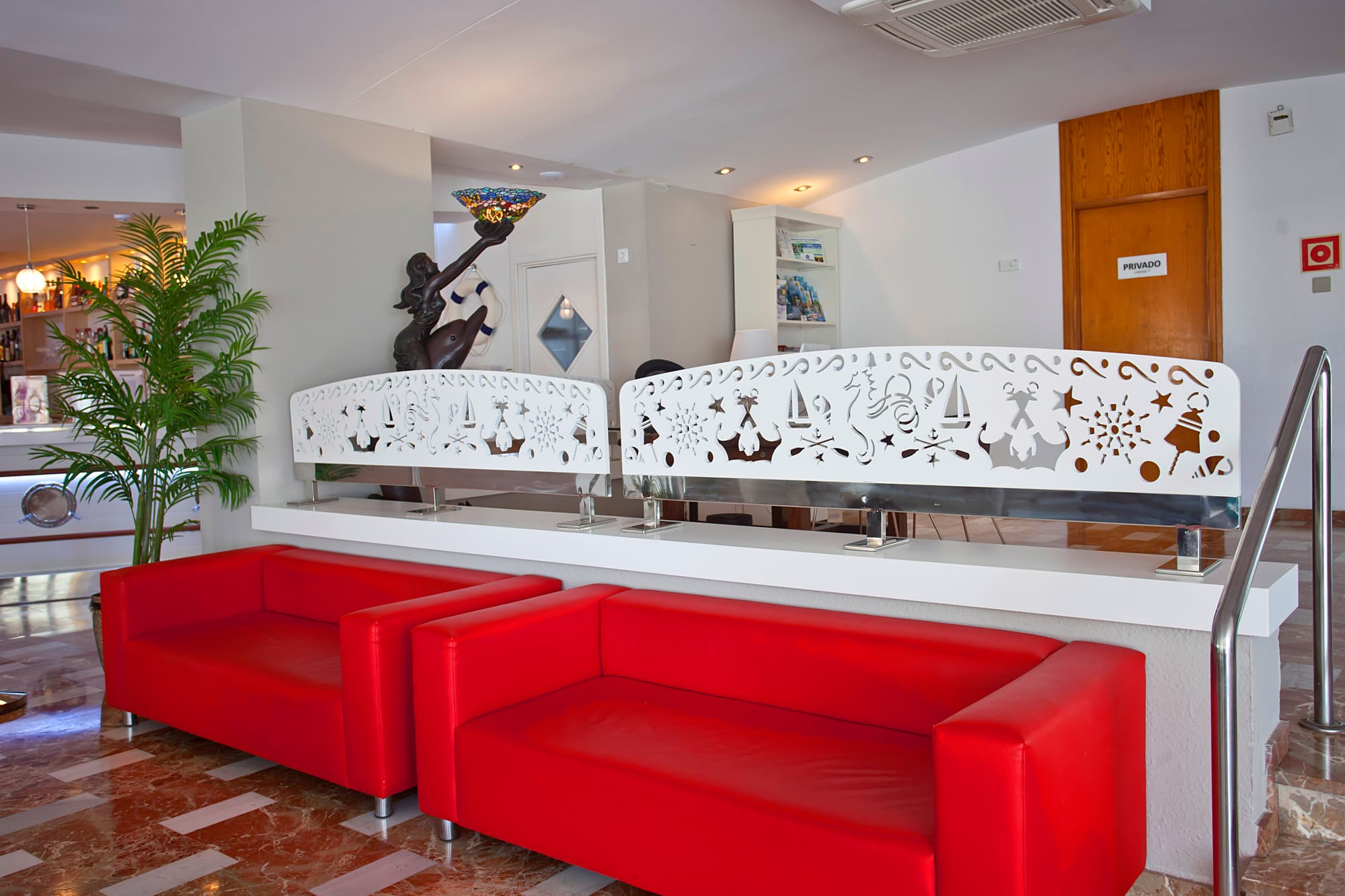 Vistasol Apartments, Lobby