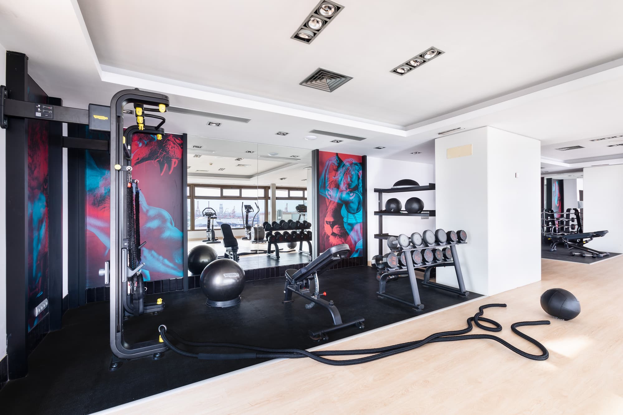 Hotel Cristina by Tigotan Las Palmas, Sports and Entertainment