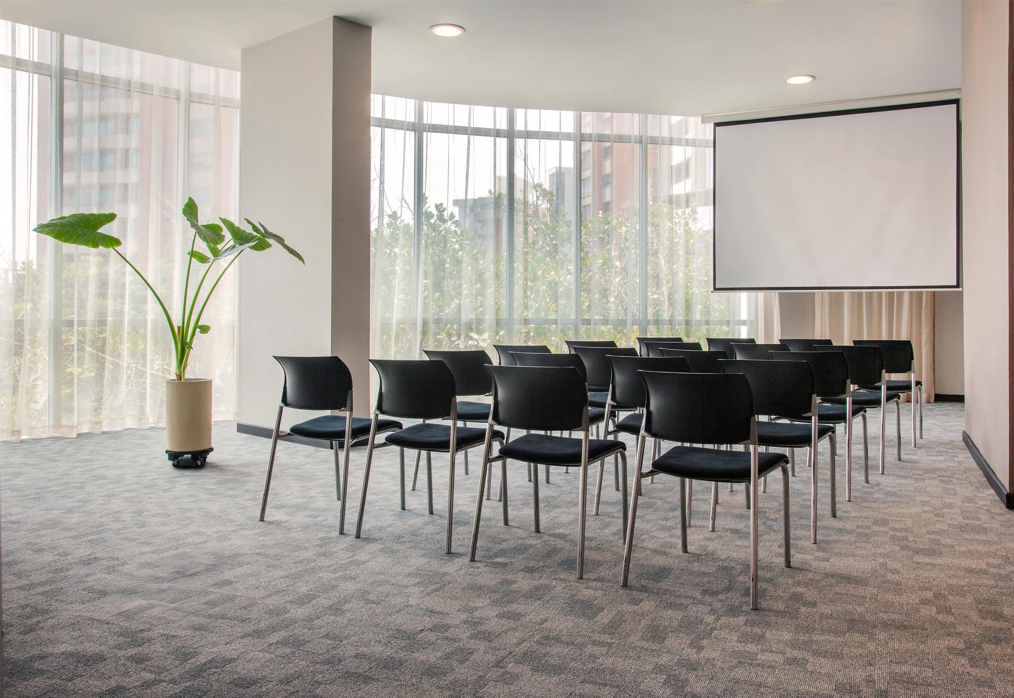 NH Collection Barranquilla Smartsuites Royal