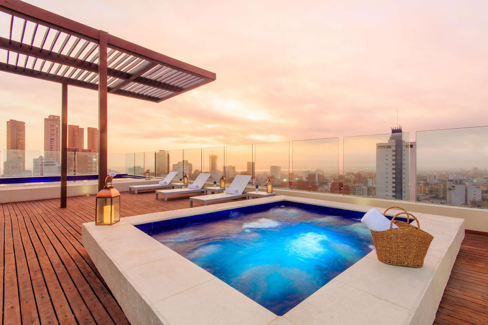NH Collection Barranquilla Smartsuites Royal