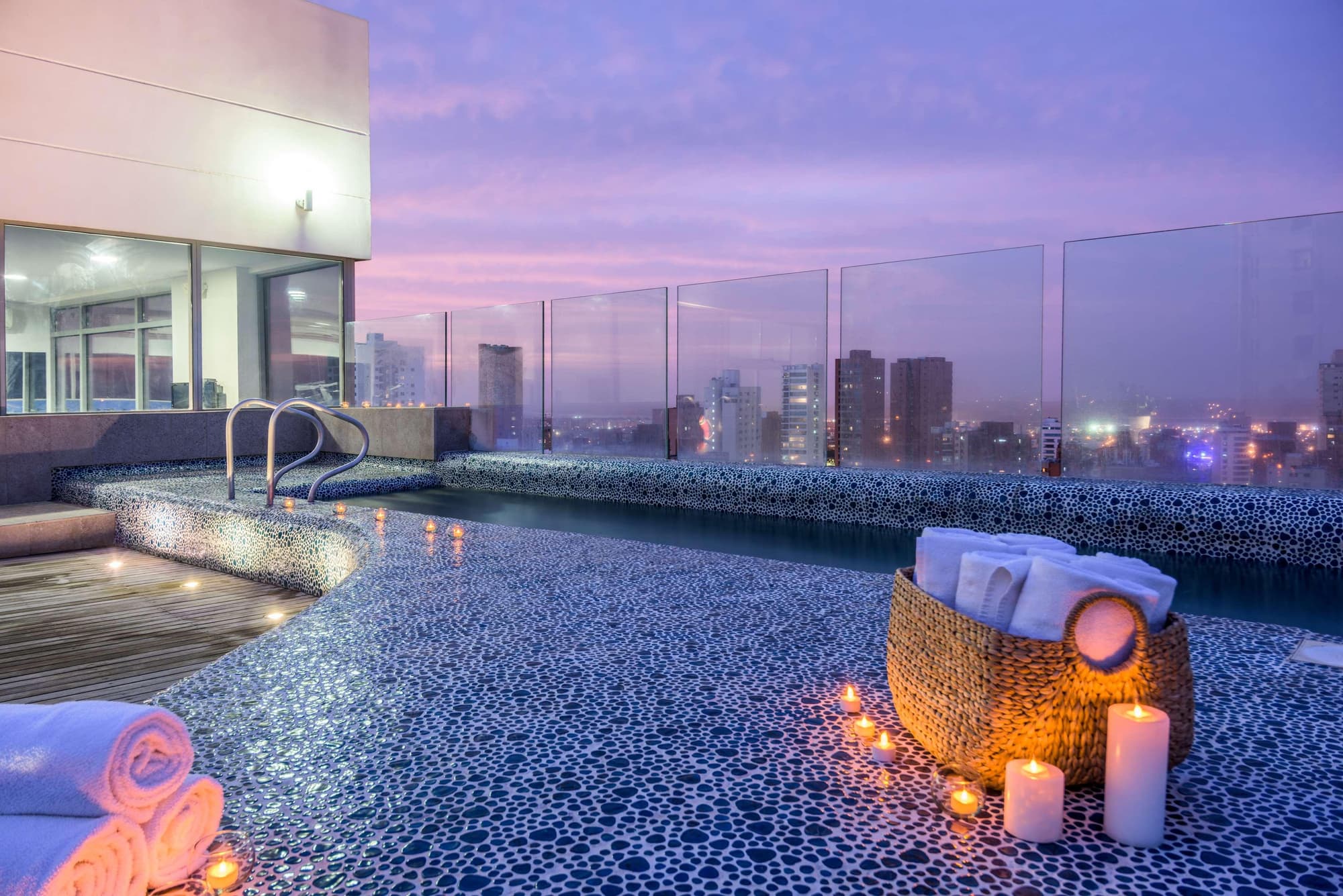 NH Collection Barranquilla Smartsuites Royal