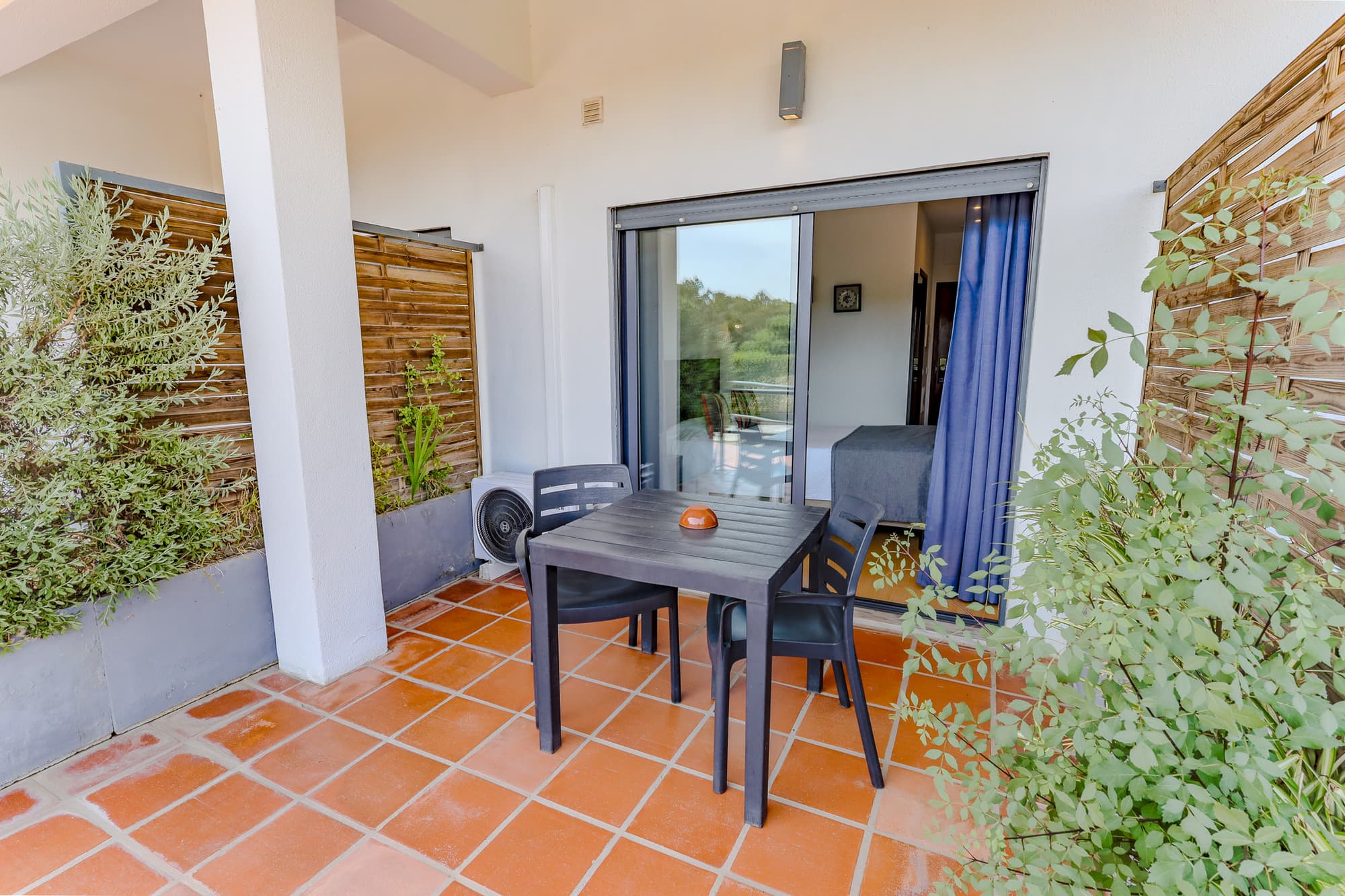 Casa do Vale by Umbral