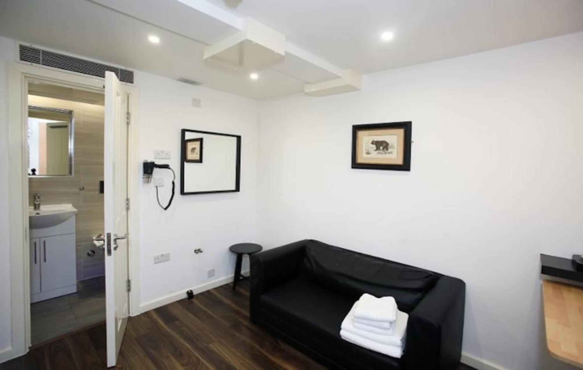 Grantly Hotel, London Shepherd's Bush