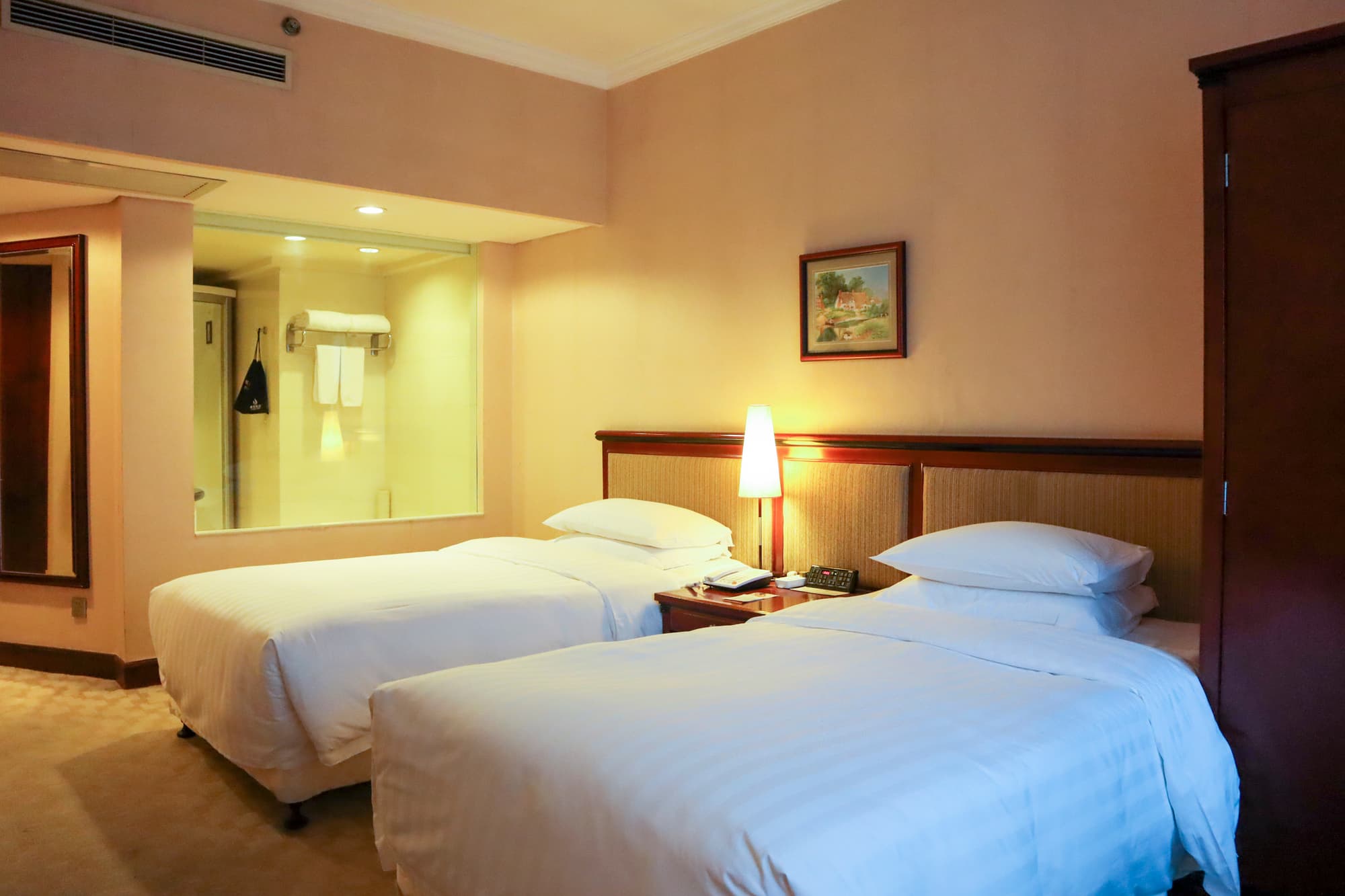 Luxemon Hotel Shanghai Pudong