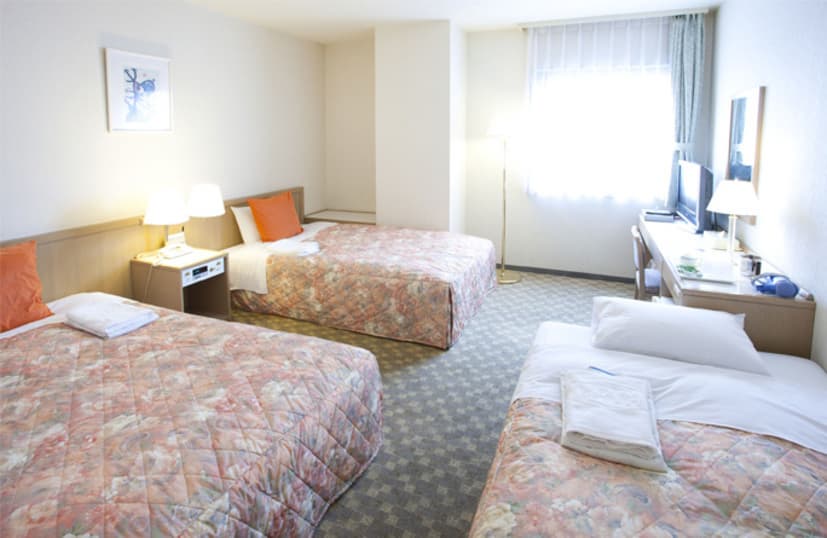 Pearl Hotel Kasai
