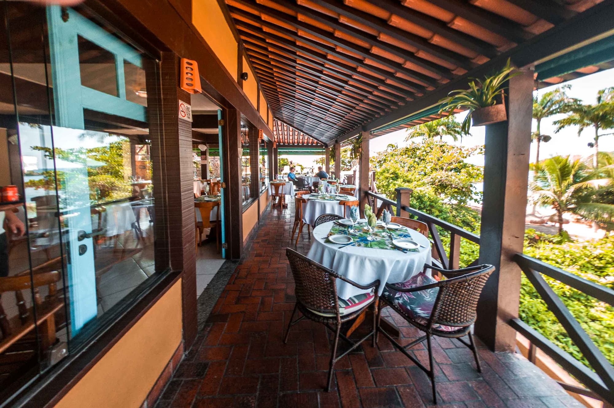 La Boheme Hotel, Restaurant