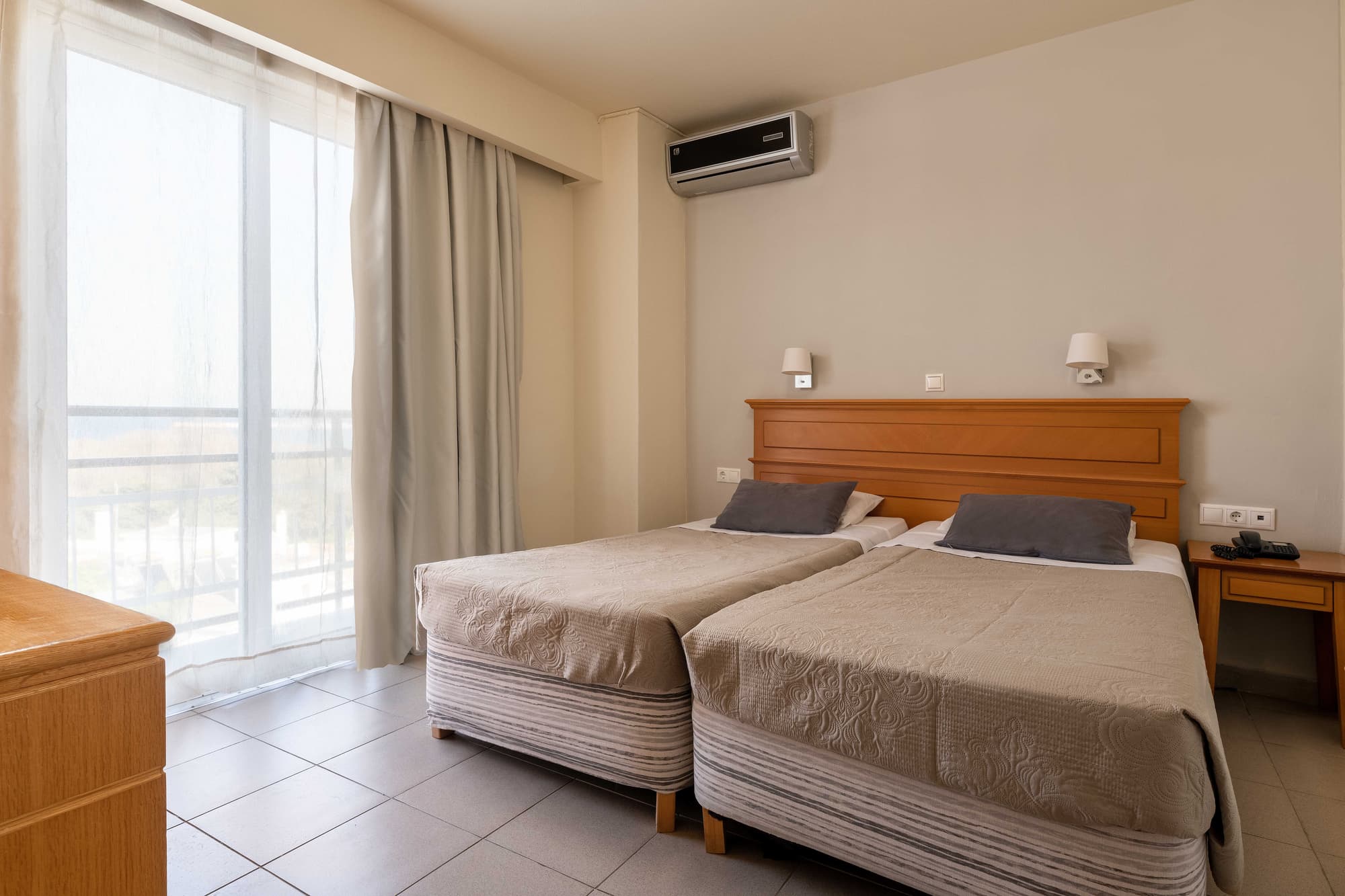 City Plus Rhodes Hotel