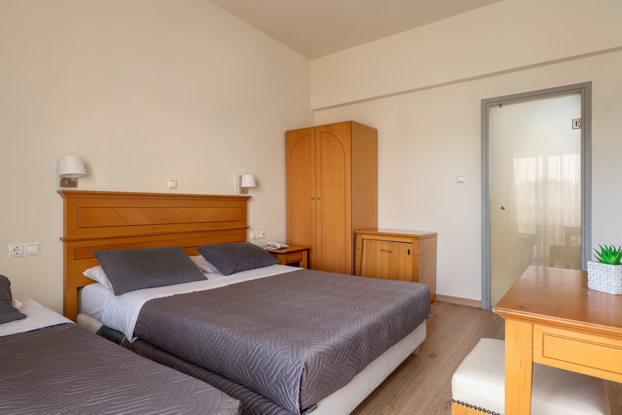 City Plus Rhodes Hotel