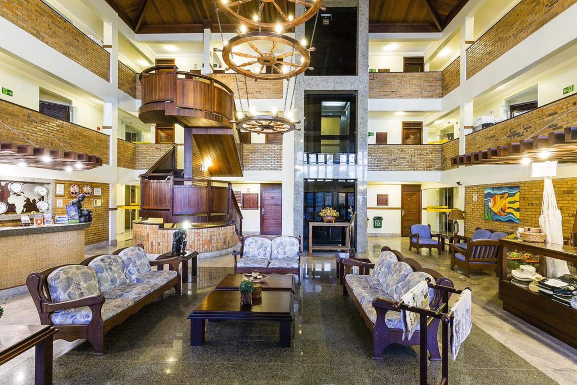 Pizzato Praia Hotel