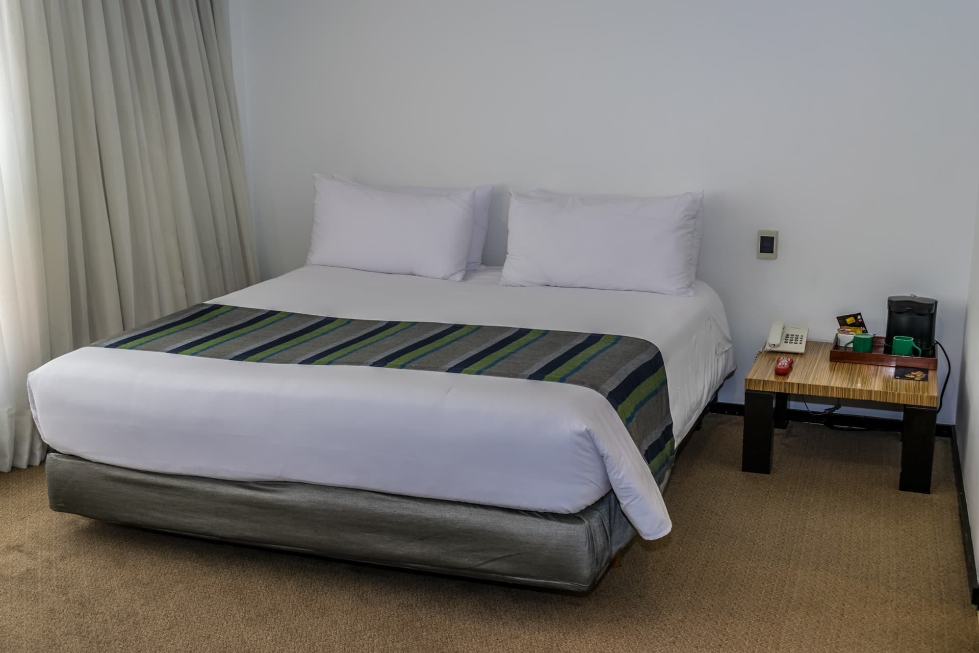 Hotel Madisson Inn Luxury By Geh Suites, Room