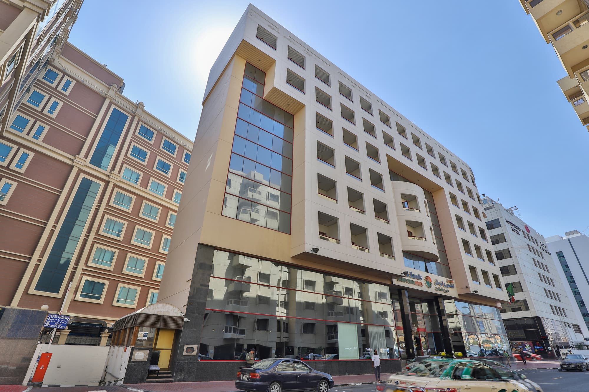 Sun And Sands Downtown