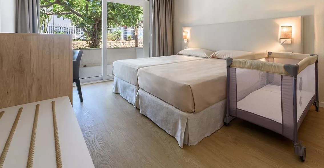 FERGUS Club Palmanova Park, Room