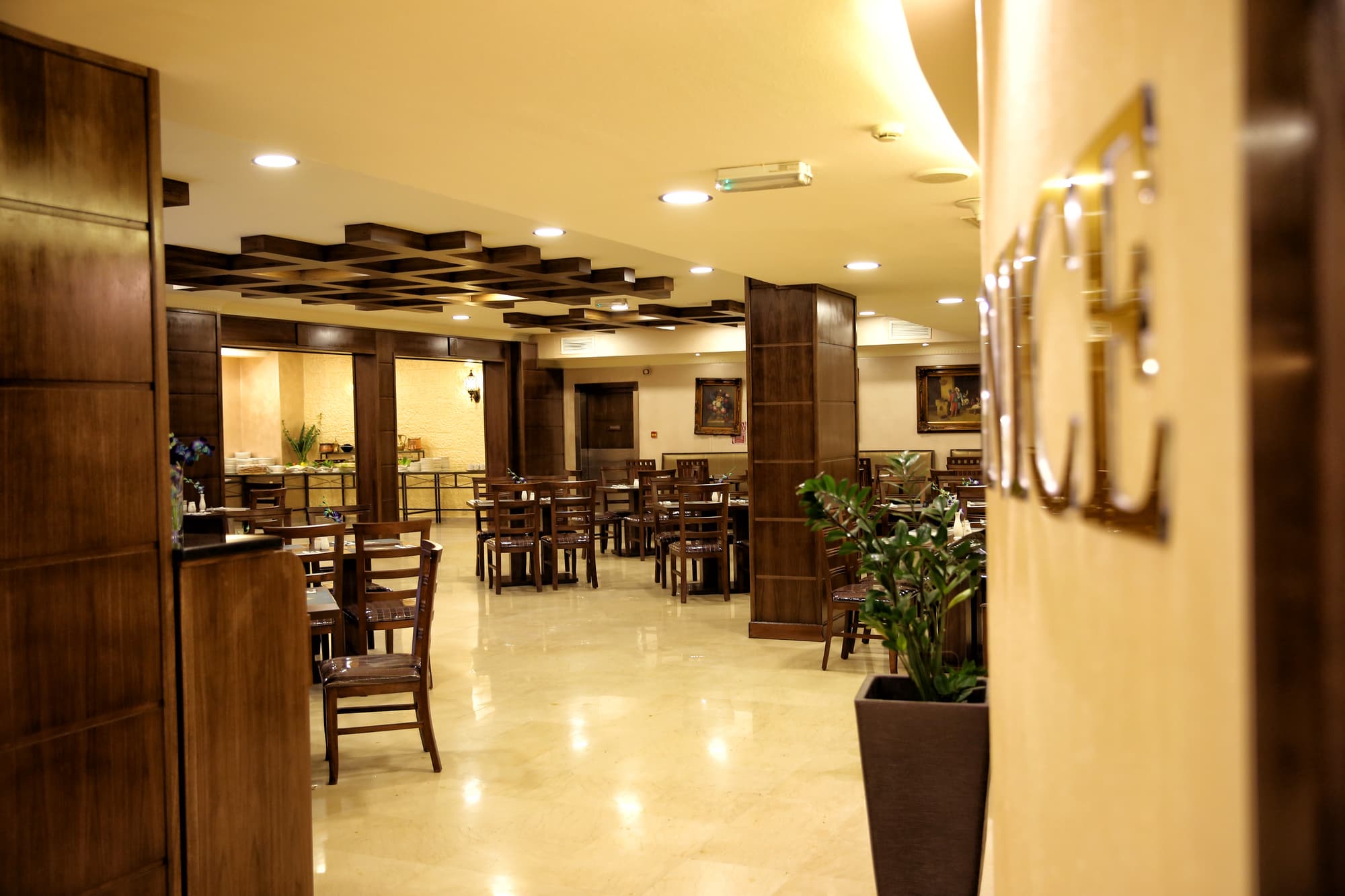 Al Fanar Palace Hotel
