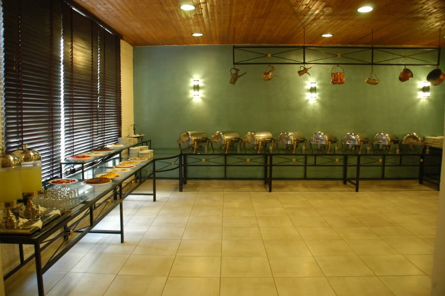 Al Fanar Palace Hotel