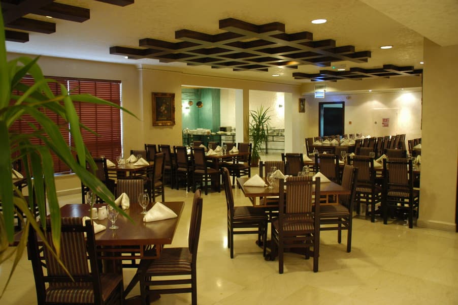 Al Fanar Palace Hotel