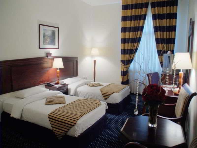 Al Fanar Palace Hotel