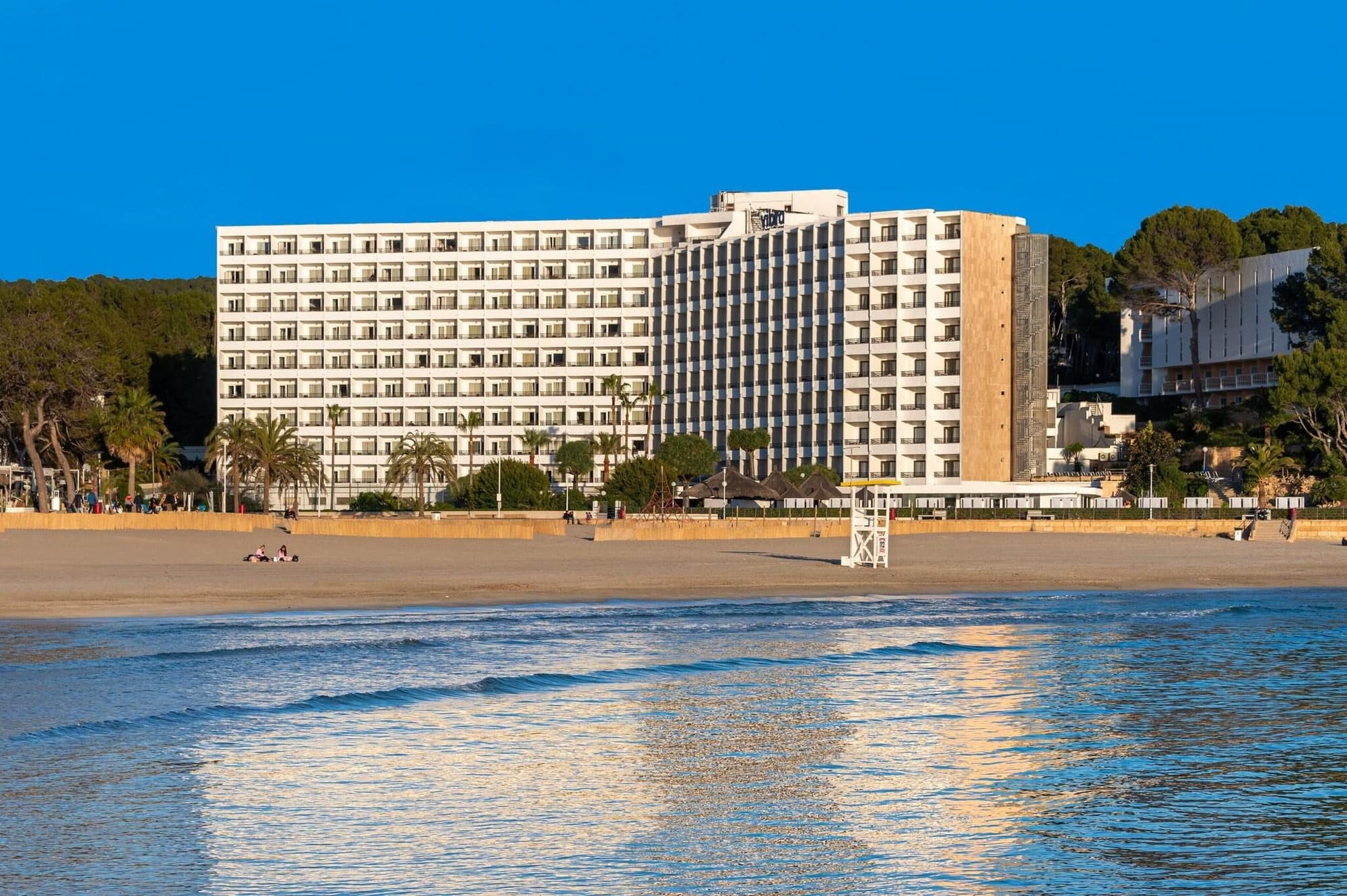 Beverly Playa