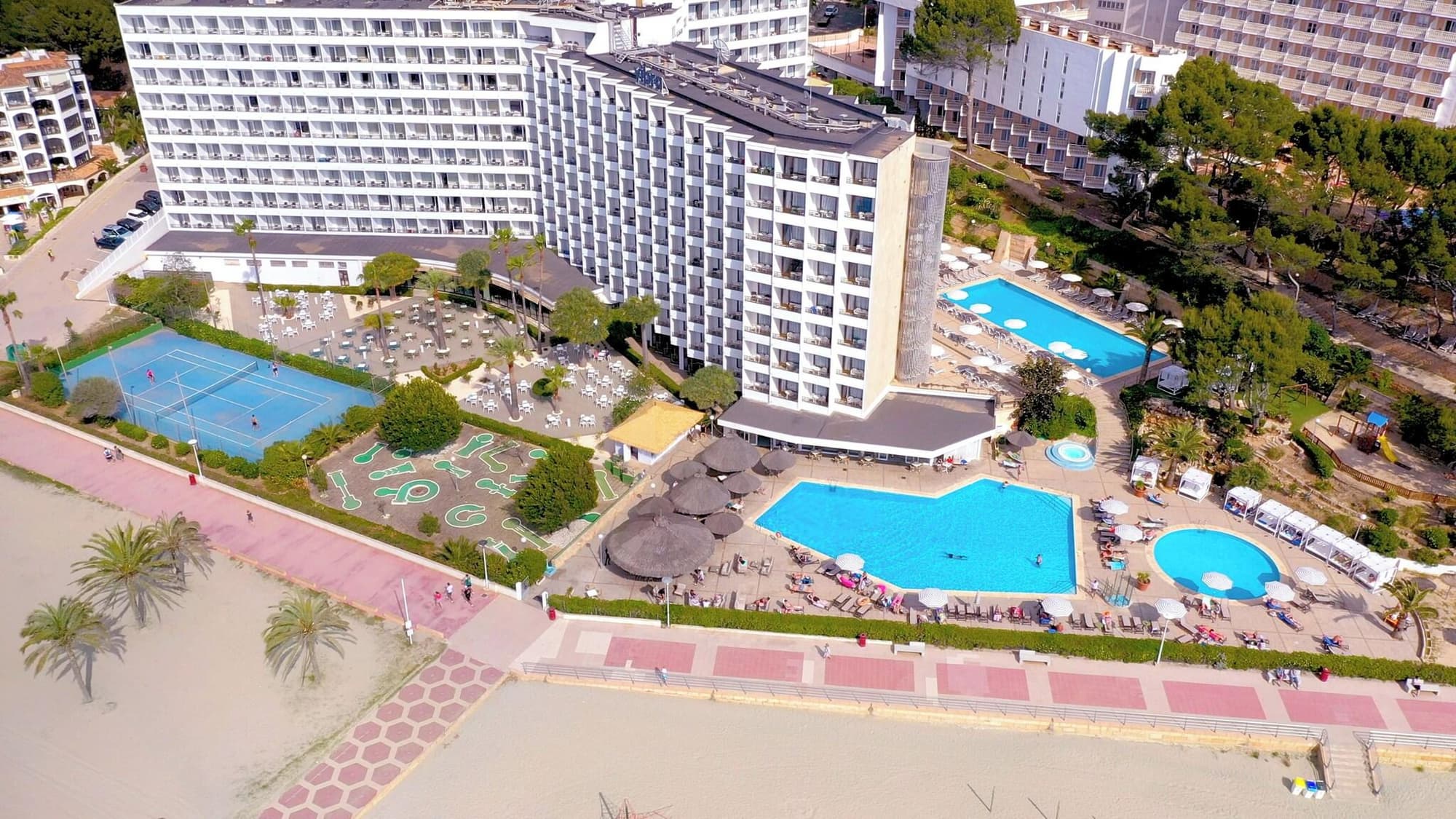 Beverly Playa