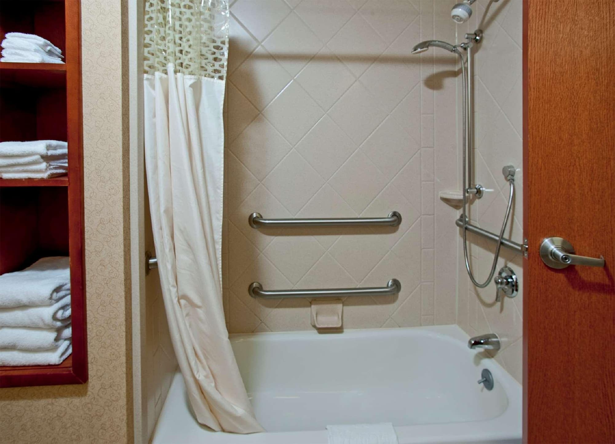 Hampton Inn & Suites Rockland