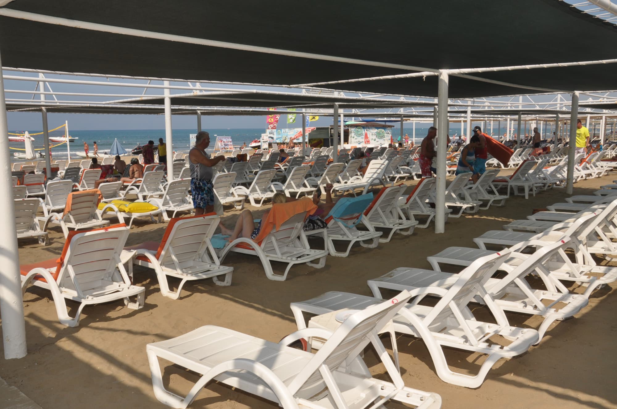 Helios Hotel