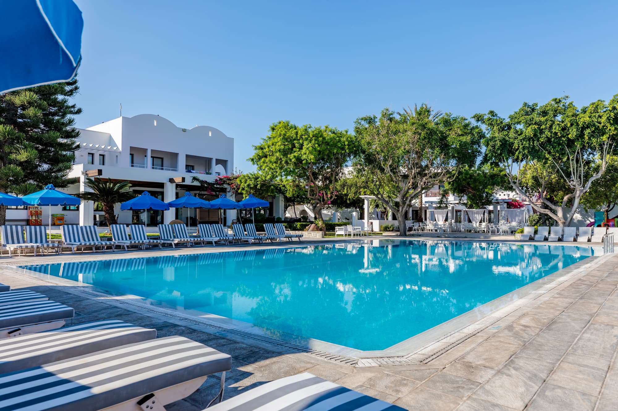 Aliathon Resort
