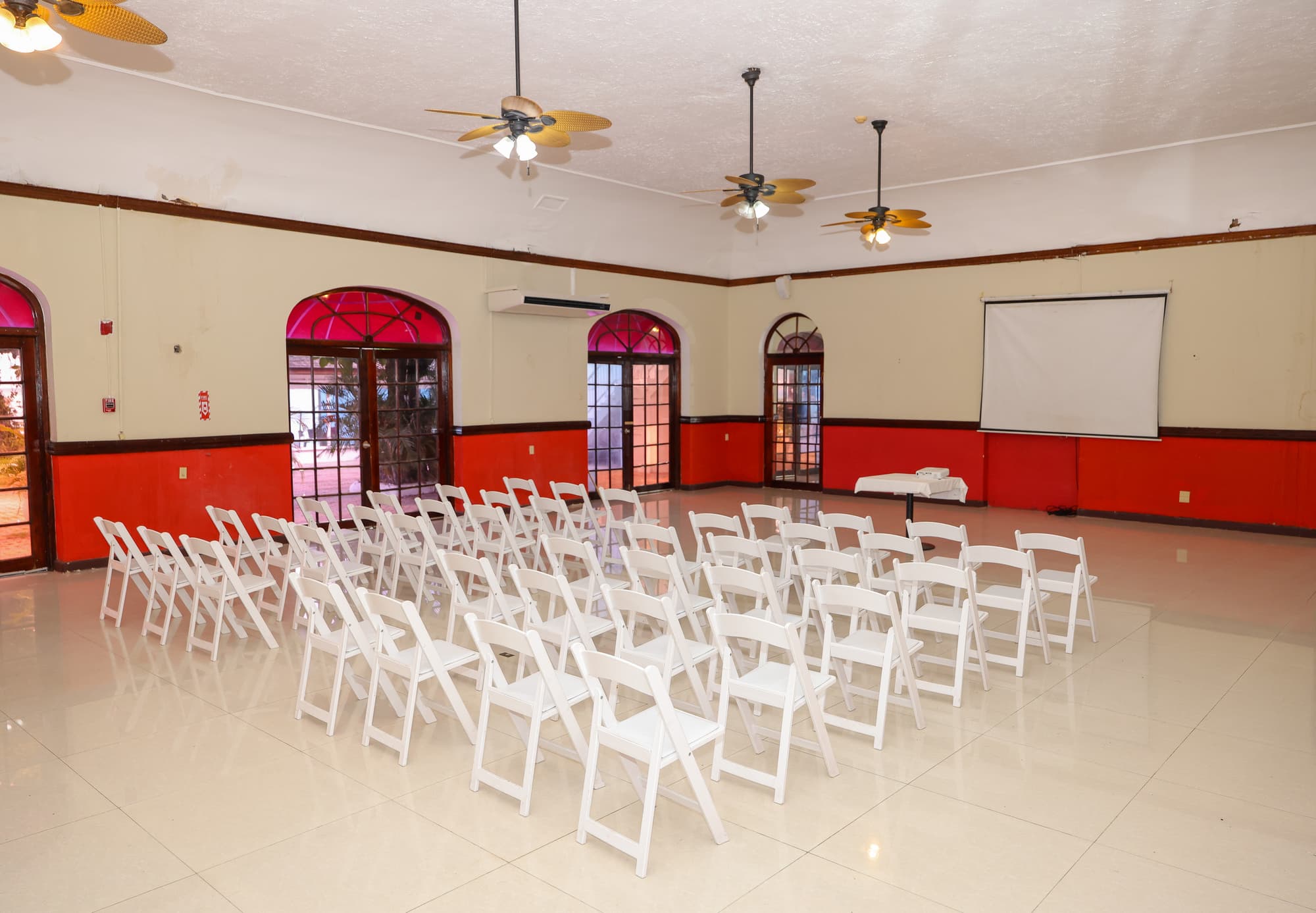 Grand Decameron Montego Beach, A Trademark All Inc