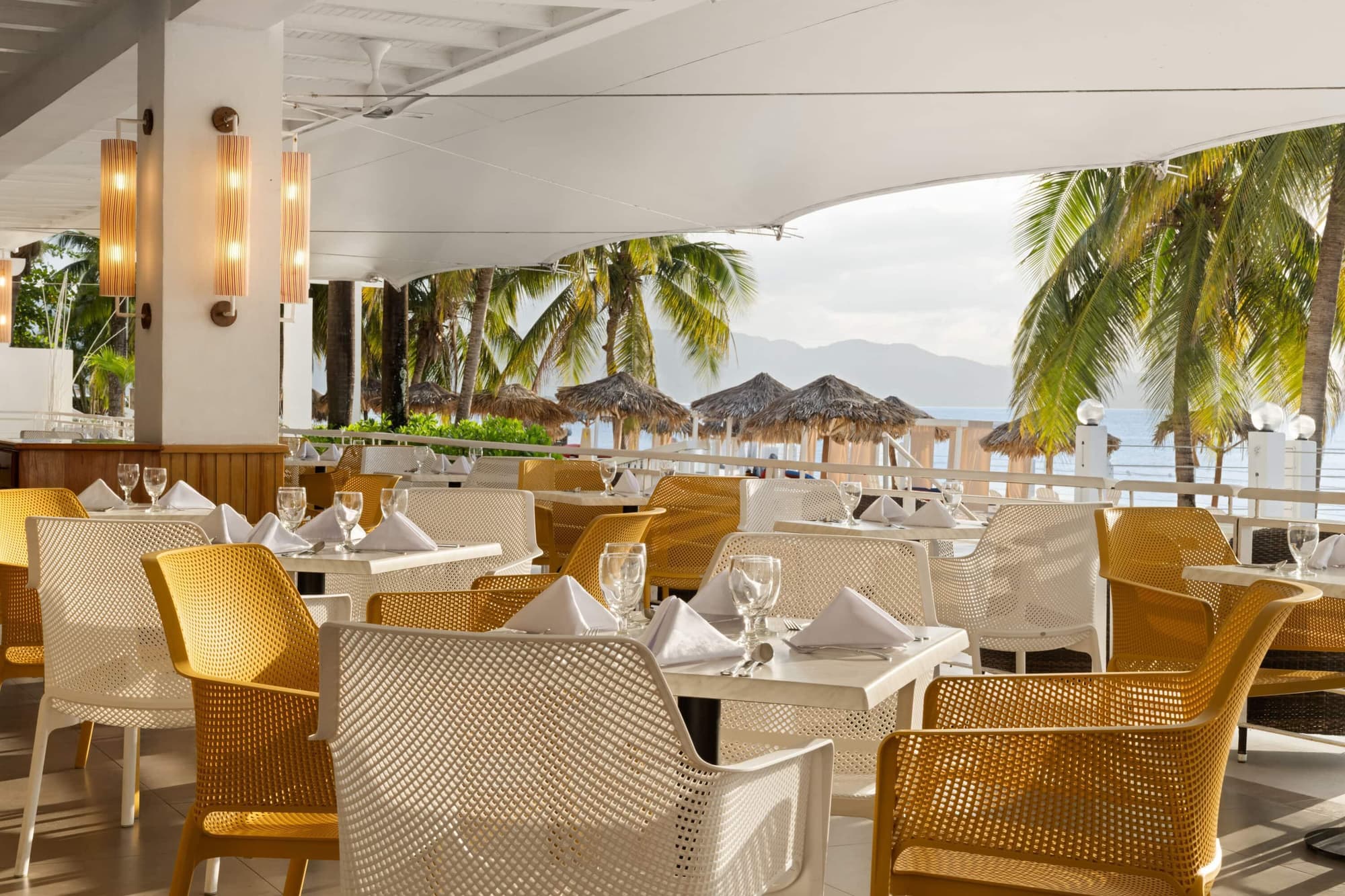 Grand Decameron Montego Beach, A Trademark All Inc