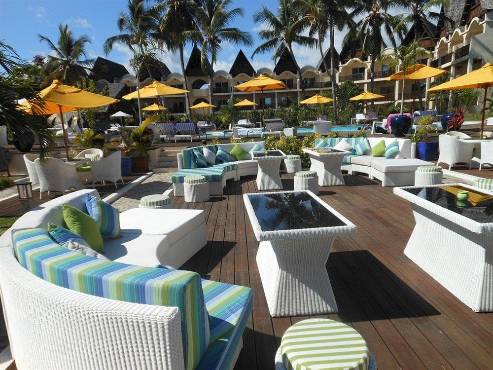 Royal Beach Hotel & Spa