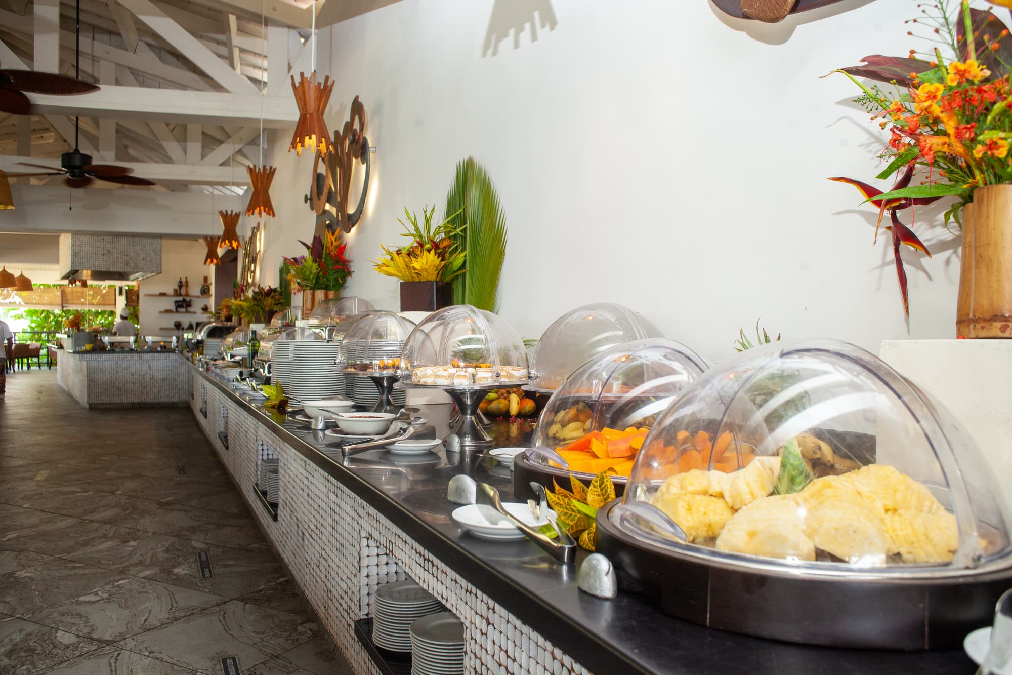 Royal Beach Hotel & Spa