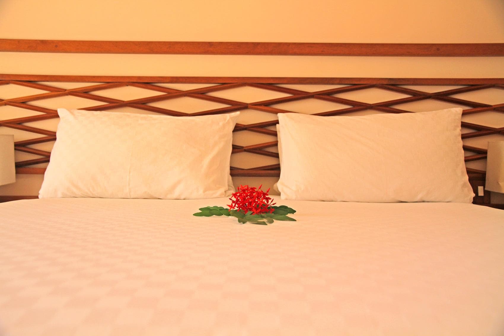 Royal Beach Hotel & Spa