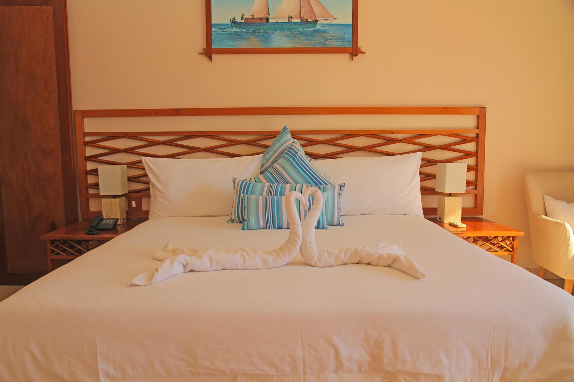 Royal Beach Hotel & Spa