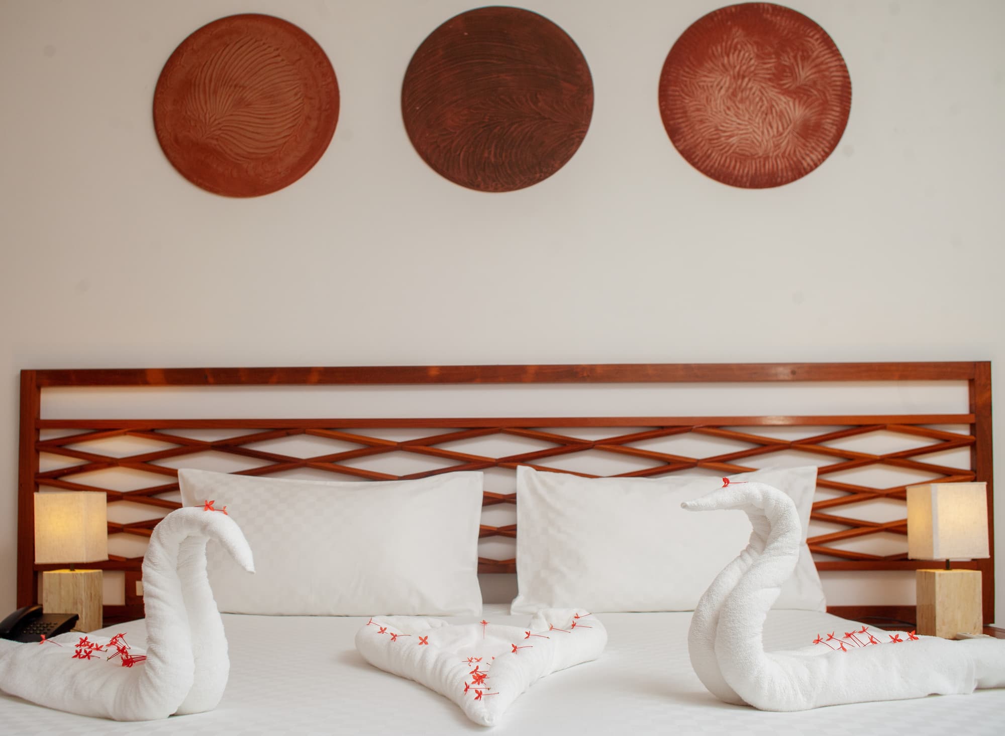 Royal Beach Hotel & Spa